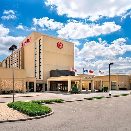 เชอราตัน โทรอนโต แอร์พอร์ต โฮเต็ล แอนด์ คอนเฟอเรนซ์ เซ็นเตอร์ Hotel โตรอนโต ภายนอก รูปภาพ